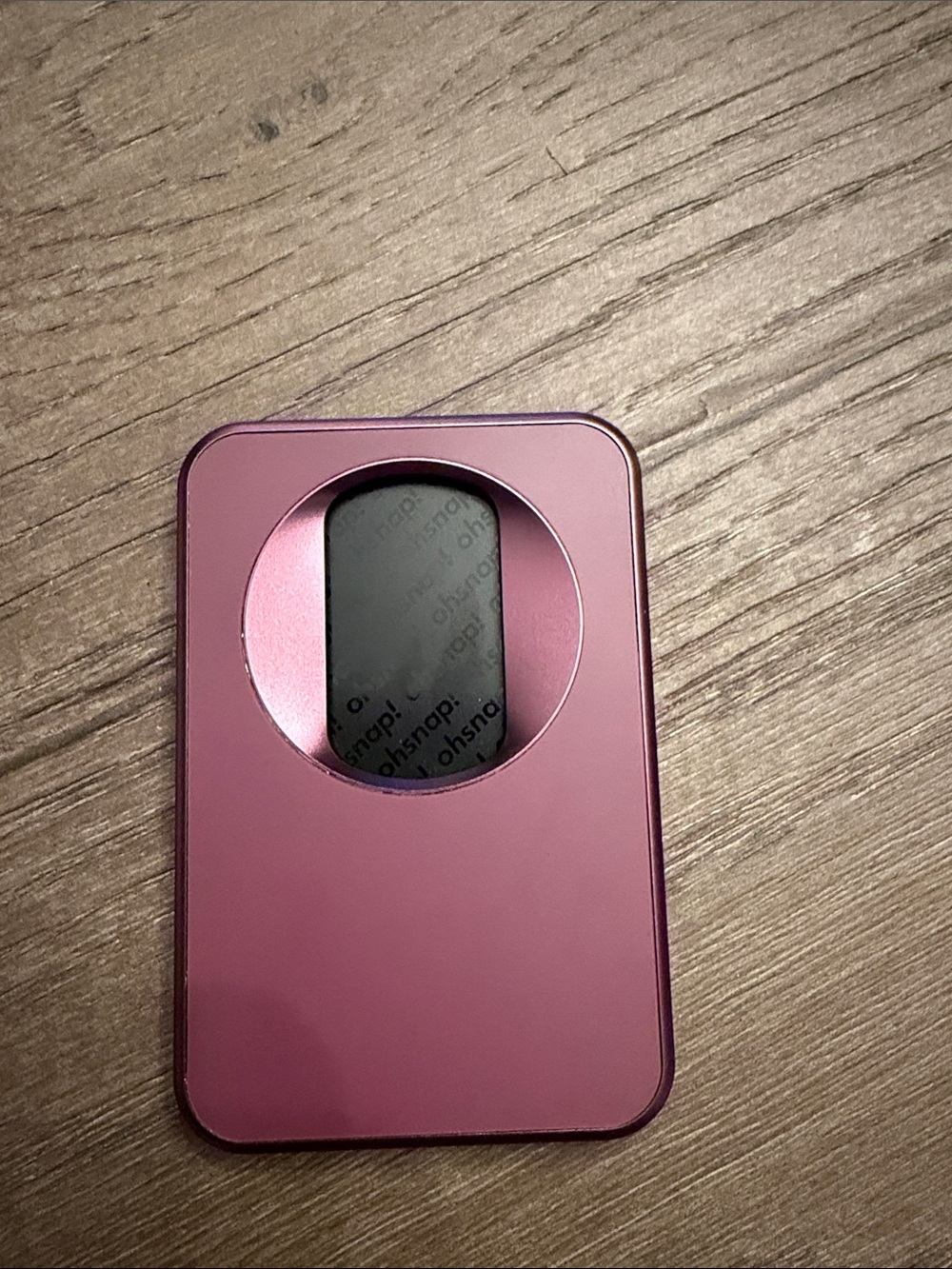 Oh snap! Magenta Sliding Phone Case with Circular Window